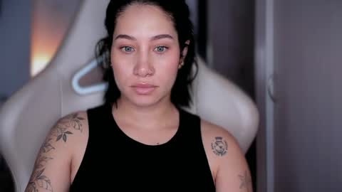 Snapshot of soytulu_ chatting on 06/03/26, 08:03 brisa s online show from 06/03/26, 08:03