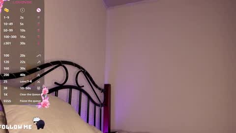 Snapshot of soyvane chatting on 12/23/24, 08:55 VANESSA online show from 12/23/24, 08:55