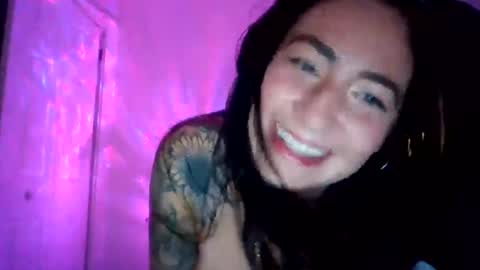 Spicywhitethangs online show from 07/17/26, 06:20