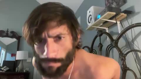 TrndSettrz online show from 02/03/25, 11:26