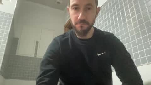 spainmenhot69 online show from 12/08/24, 11:35