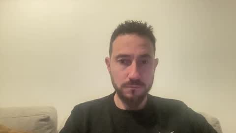 spainmenhot69 online show from 12/30/24, 06:05