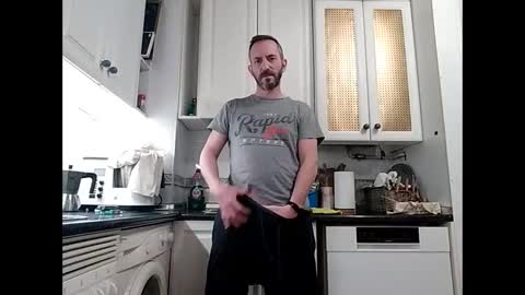 Manu  online show from 03/11/25, 01:59