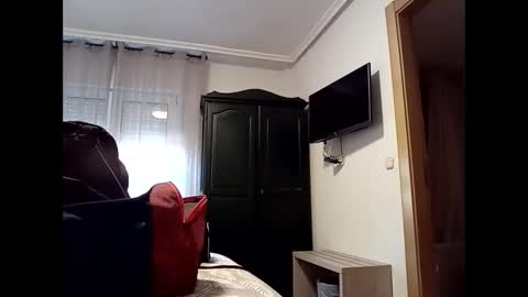 Manu  online show from 09/18/25, 07:21