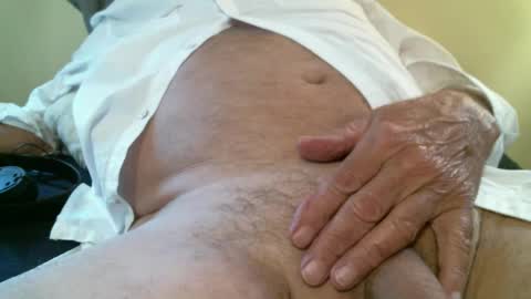 Snapshot of spanker9 chatting on 09/30/25, 03:28 spanker9 online show from 09/30/25, 03:28