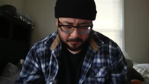 sparehamster online show from 11/03/25, 03:46