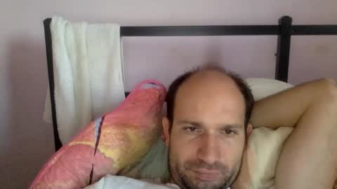 Snaiky online show from 10/31/25, 02:51