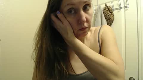 Snapshot of sparkle_pinuppp chatting on 05/05/26, 03:14 Tip 1 token Follow me on instagram Sparkle pinuppp online show from 05/05/26, 03:14