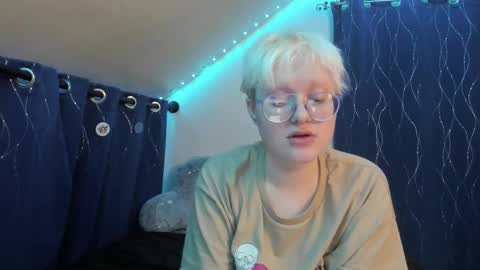 Atticus Pendragon online show from 12/02/25, 10:09