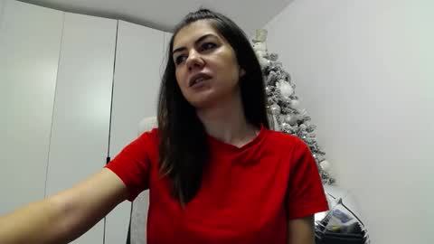 sparkly_eve online show from 12/20/25, 09:38