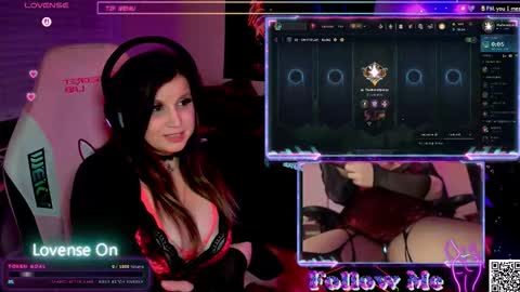 Snapshot of sparksafterdark chatting on 01/09/26, 10:29 sparksafterdark online show from 01/09/26, 10:29