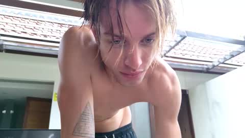 Snapshot of specter_of_cummunism chatting on 03/02/26, 05:08 Sasha -- online show from 03/02/26, 05:08