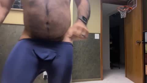 Snapshot of sphillips669 chatting on 11/24/25, 10:15 Scott online show from 11/24/25, 10:15