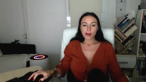 Carla online show from 10/16/25, 03:24