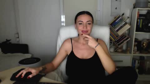 Carla online show from 10/22/25, 03:34