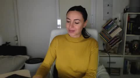 Carla online show from 10/28/25, 02:20