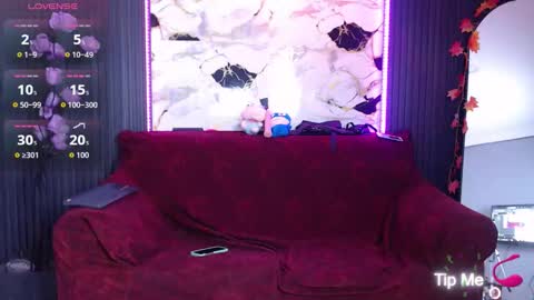    online show from 10/25/25, 12:40