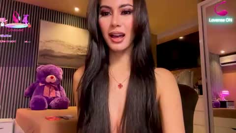Snapshot of spicycarolina chatting on 06/20/26, 10:56 CAROLINA online show from 06/20/26, 10:56