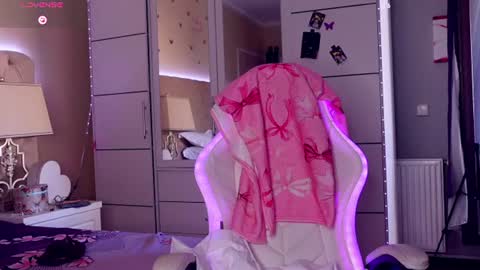 Alicia online show from 06/20/26, 05:21