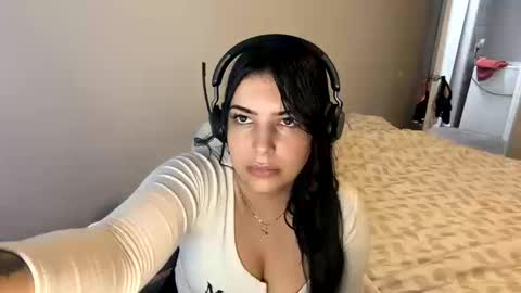 Snapshot of spicymami0333 chatting on 10/13/25, 01:33 spicymami0333 online show from 10/13/25, 01:33