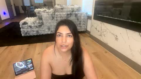 Snapshot of spicymami0333 chatting on 11/09/25, 11:03 spicymami0333 online show from 11/09/25, 11:03