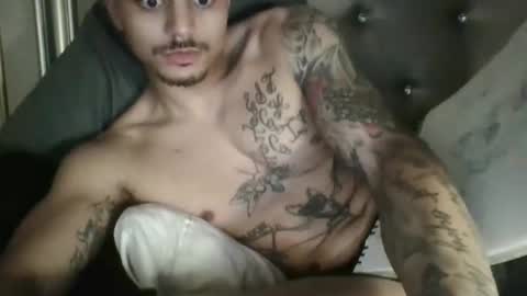 Snapshot of spicypapi9411 chatting on 03/10/26, 01:32 spicypapi9411 online show from 03/10/26, 01:32