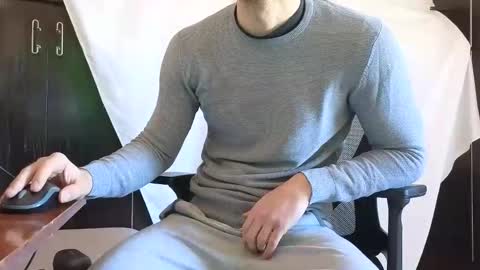 Marco. When Im offline you can view premium content in bio online show from 11/05/25, 10:04