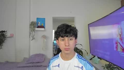 Snapshot of spider_baby_ chatting on 11/26/25, 02:23 spider_baby_ online show from 11/26/25, 02:23