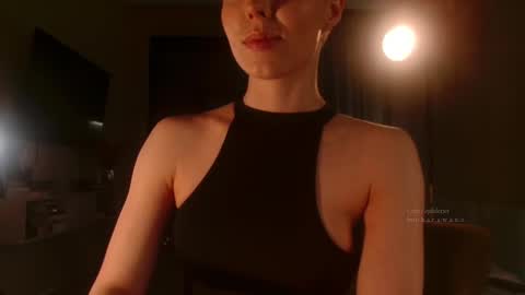 Elizabeth online show from 03/13/26, 06:47