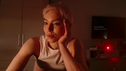 Elizabeth online show from 03/29/26, 05:57