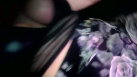 Vanessa Spade online show from 04/20/26, 09:34