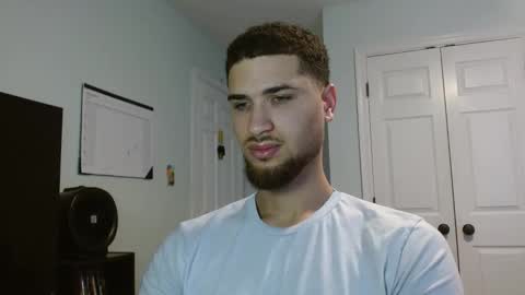 Snapshot of splash8x chatting on 01/17/25, 05:51 Splash8x online show from 01/17/25, 05:51