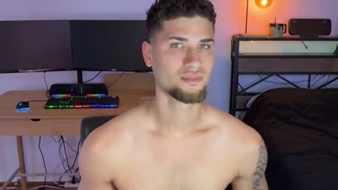 Splash8x online show from 04/17/26, 04:54