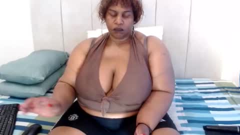 SplendidTalitha online show from 04/14/26, 12:11