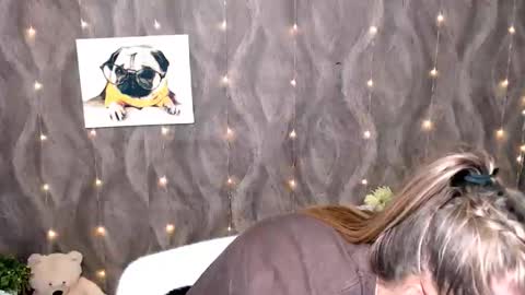 Karina online show from 09/09/25, 07:08