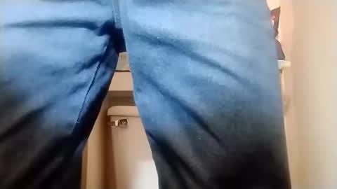 Snapshot of spraytec51500 chatting on 10/28/25, 09:13 spraytec51500 online show from 10/28/25, 09:13