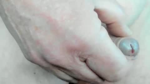 Snapshot of spreet21 chatting on 02/04/25, 04:39 MicroClit online show from 02/04/25, 04:39