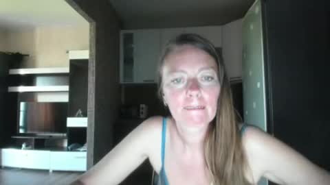 Snapshot of spring_time_ chatting on 06/15/26, 04:09 spring_time_ online show from 06/15/26, 04:09