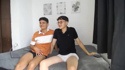 Snapshot of spritzboys chatting on 10/19/25, 01:34 spritzboys online show from 10/19/25, 01:34