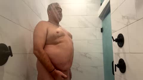 Snapshot of sprtsnut33 chatting on 11/07/25, 03:45 sprtsnut33 online show from 11/07/25, 03:45