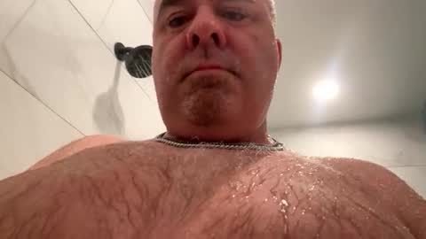 Snapshot of sprtsnut33 chatting on 11/26/25, 05:03 sprtsnut33 online show from 11/26/25, 05:03