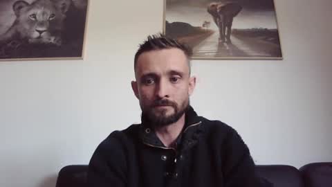 Snapshot of spyco82 chatting on 03/07/25, 01:40 spyco82 online show from 03/07/25, 01:40