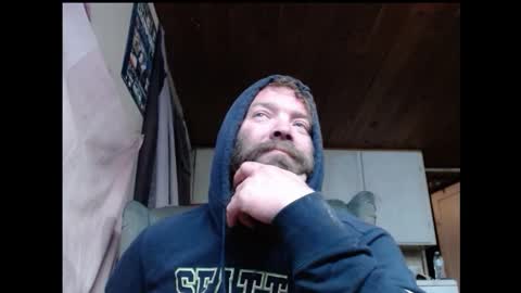 Snapshot of squegly chatting on 03/11/26, 08:42 Bryan online show from 03/11/26, 08:42