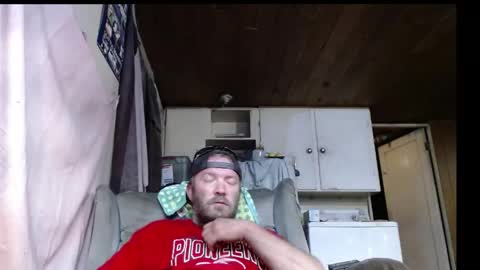 Snapshot of squegly chatting on 05/30/26, 10:34 Bryan online show from 05/30/26, 10:34