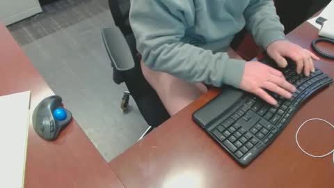 Snapshot of squirrelly82 chatting on 02/17/25, 08:58 make me cum c2c talk to me online show from 02/17/25, 08:58