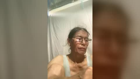 Snapshot of squirt0120 chatting on 07/14/26, 04:06 squirt0120 online show from 07/14/26, 04:06