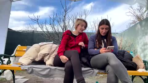 My name is Maya Lush is activeThere are legends that in this room all your wishes can come true  Private is Open online show from 01/30/25, 09:47