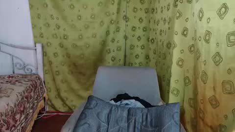 valeria online show from 11/08/25, 09:46