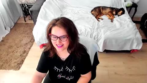 Kim online show from 09/17/25, 06:48