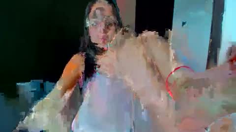 Snapshot of squirttati33 chatting on 02/07/25, 03:30 Tati online show from 02/07/25, 03:30